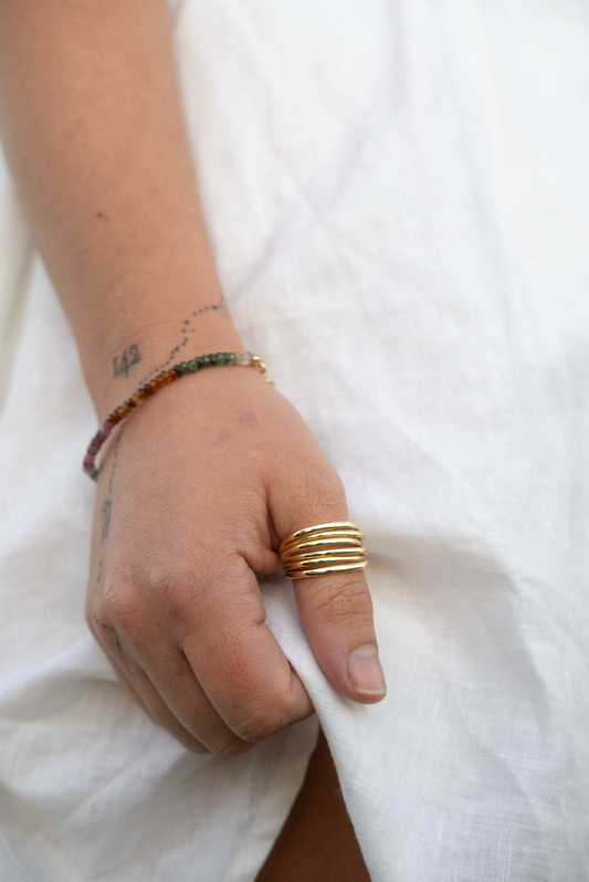 Mae Ring