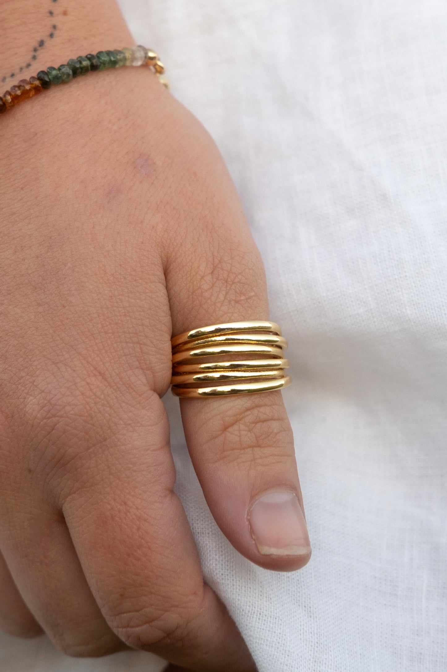 Mae Ring